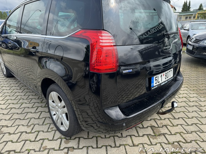 Peugeot 5008 ALLURE 1,6 88KW BLUEHDI 2015