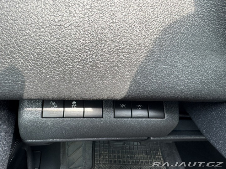 Peugeot 5008 ALLURE 1,6 88KW BLUEHDI 2015