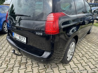 Peugeot 5008 ALLURE 1,6 88KW BLUEHDI 2015