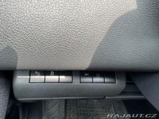 Peugeot 5008 ALLURE 1,6 88KW BLUEHDI 2015