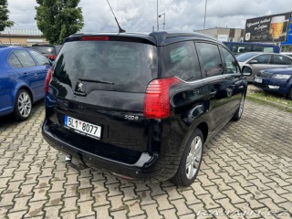 Peugeot 5008 ALLURE 1,6 88KW BLUEHDI 2015