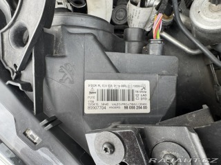 Peugeot 5008 ALLURE 1,6 88KW BLUEHDI 2015