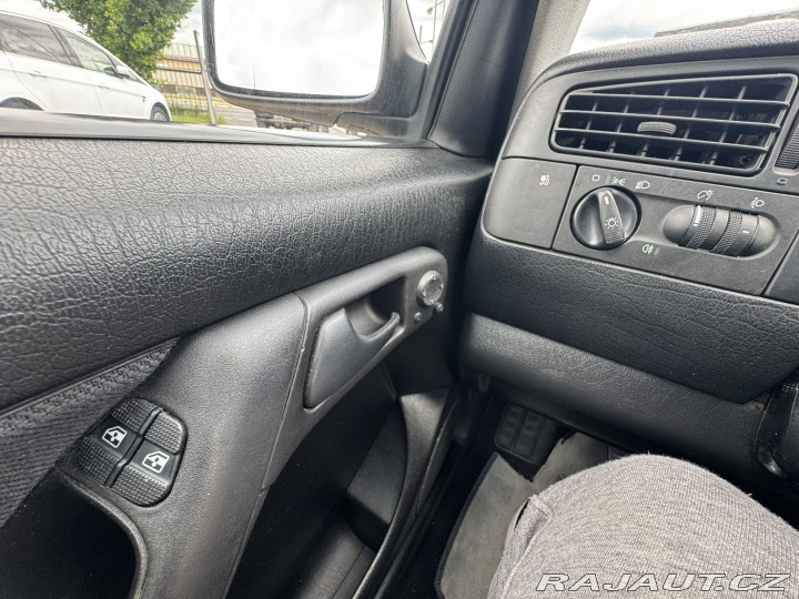 Volkswagen Golf 1,6 55 KW STK BEZ EKO KM 1994