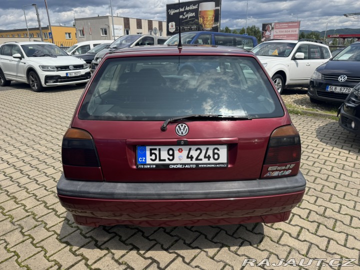 Volkswagen Golf 1,6 55 KW STK BEZ EKO KM 1994