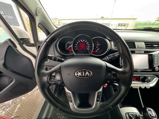 Kia Rio  2016