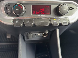 Kia Rio  2016