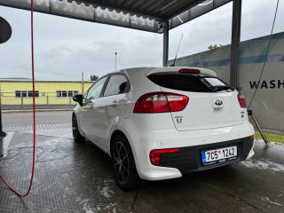 Kia Rio  2016