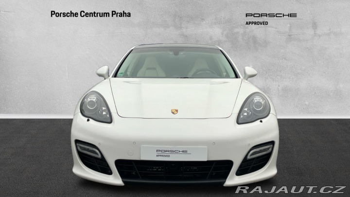 Porsche Panamera Turbo S 2012