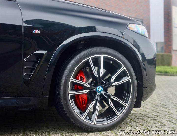 BMW X5 50e xDrive M SPORT *SkyL 2024