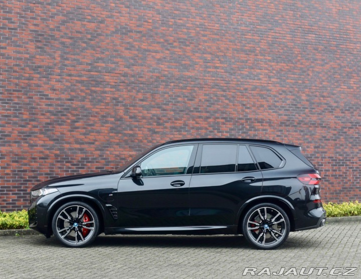 BMW X5 50e xDrive M SPORT *SkyL 2024
