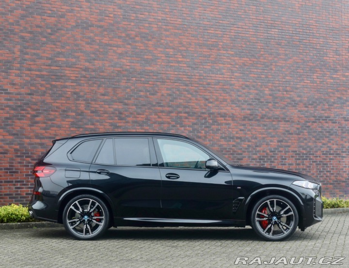BMW X5 50e xDrive M SPORT *SkyL 2024