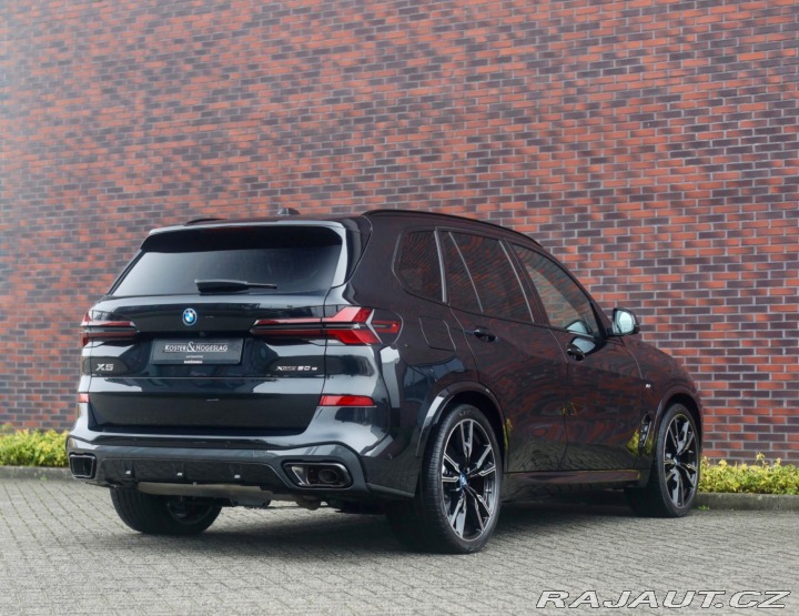 BMW X5 50e xDrive M SPORT *SkyL 2024