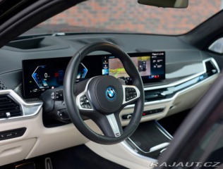 BMW X5 50e xDrive M SPORT *SkyL 2024