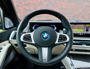 BMW X5 50e xDrive M SPORT *SkyL 2024
