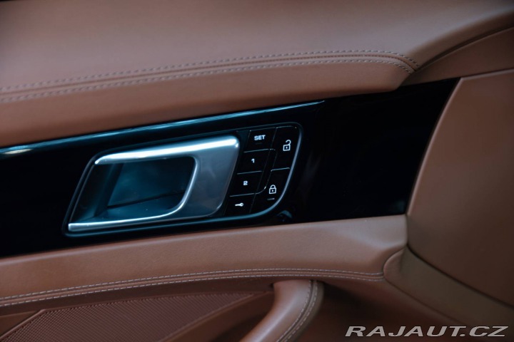 Porsche Panamera 4 E-Hybrid 4x4 A/T 2019