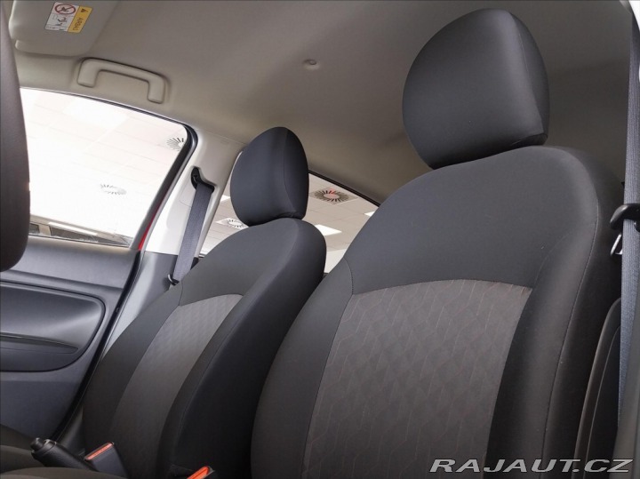 Mitsubishi Space Star 1.2 5MT INFORM+ 2025