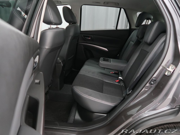 Suzuki S-Cross 1,4 Elegance 4x4. Zimní k 2026