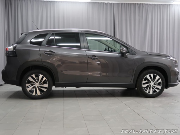 Suzuki S-Cross 1,4 Elegance4x4-vůz ve vý 2025