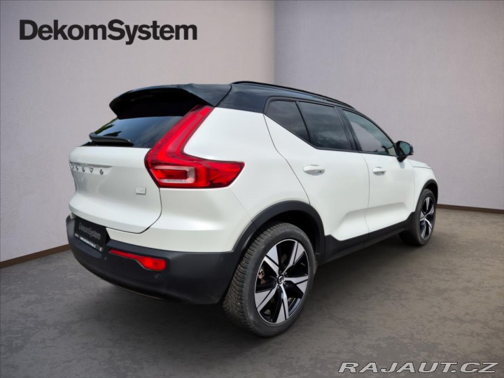 Volvo XC40 0,0 RECHARGE TWIN PRO 4x4 2021