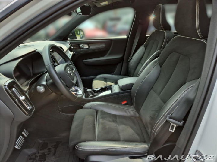 Volvo XC40 0,0 RECHARGE TWIN PRO 4x4 2021