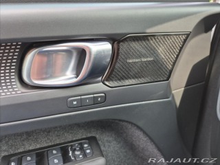 Volvo XC40 0,0 RECHARGE TWIN PRO 4x4 2021