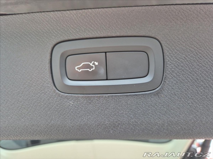 Volvo XC90 2,0 D5 AWD INSCRIPTION VZ 2017