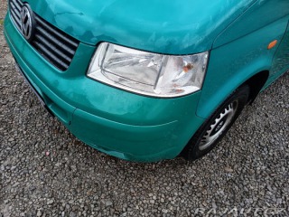 Volkswagen Transporter 2,5TDI Minibus 9-míst 2005
