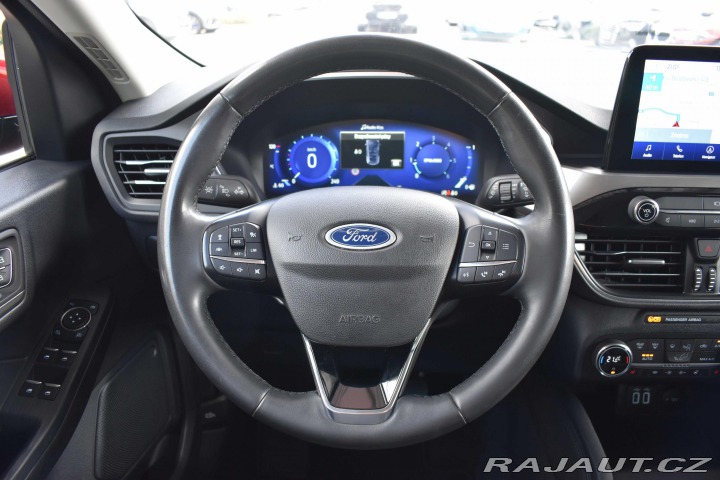 Ford Kuga 1.5 TDCi *TAŽNÉ*HEAD-UP*D 2022
