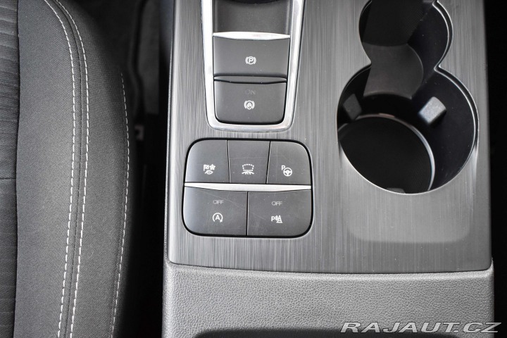 Ford Kuga 1.5 TDCi *TAŽNÉ*HEAD-UP*D 2022
