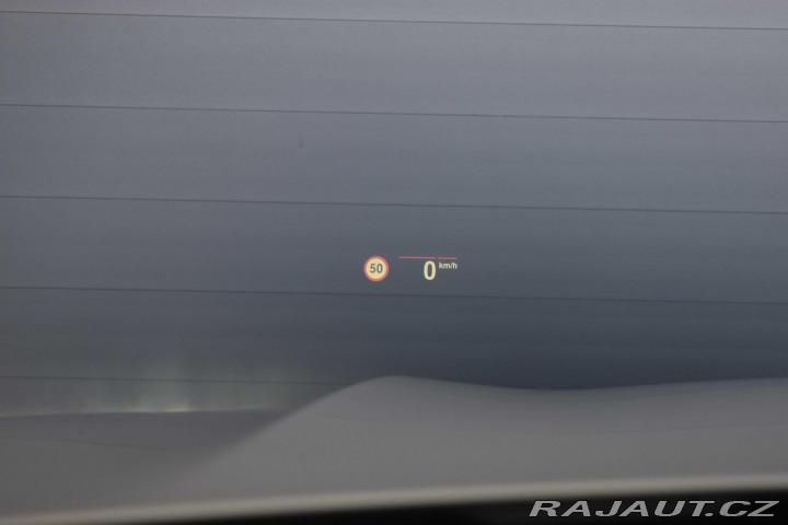 BMW X5 xDrive30d REZERVACE 2020