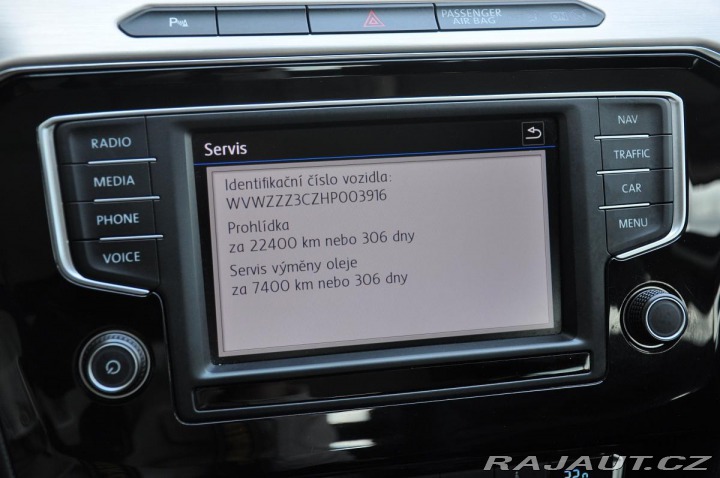 Volkswagen Passat 2.0TDi ACC NAVI LED TAŽNÉ 2016