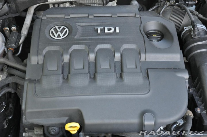 Volkswagen Passat 2.0TDi ACC NAVI LED TAŽNÉ 2016