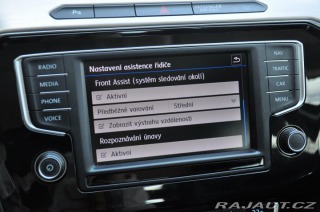 Volkswagen Passat 2.0TDi ACC NAVI LED TAŽNÉ 2016