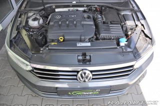 Volkswagen Passat 2.0TDi ACC NAVI LED TAŽNÉ 2016
