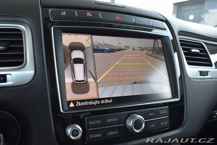 Volkswagen Touareg 3.0 TDI *VZDUCH*TAŽNÉ*WEB 2015