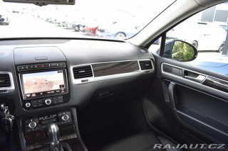 Volkswagen Touareg 3.0 TDI *VZDUCH*TAŽNÉ*WEB 2015