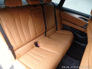 BMW 6  2020
