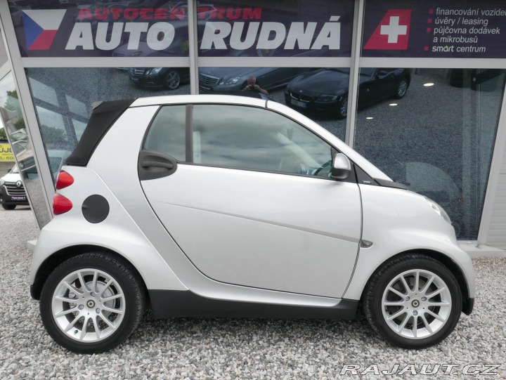 Smart Fortwo 0,8 cdi Cabrio REZERVACE 2008