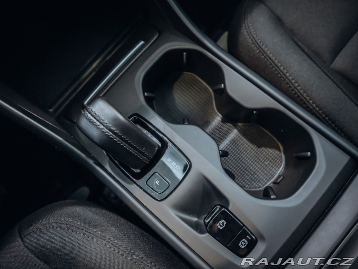 Volvo XC40 T3 FWD Momentum AT 2021