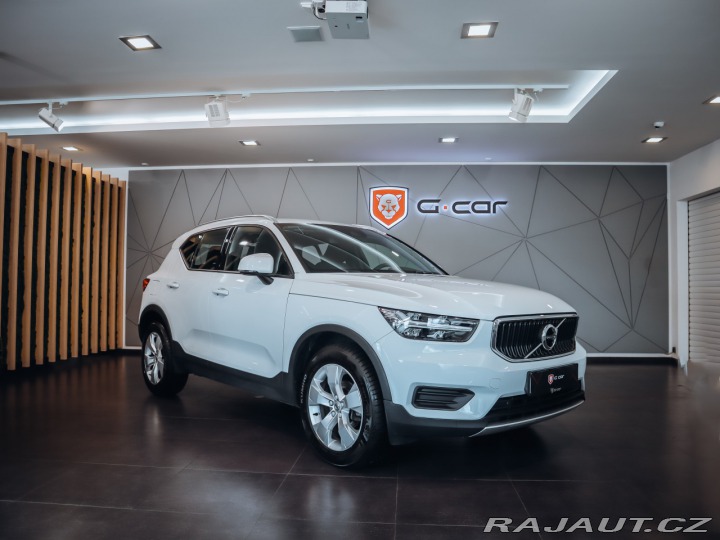Volvo XC40 T3 FWD Momentum AT 2021