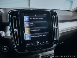 Volvo XC40 T3 FWD Momentum AT 2021