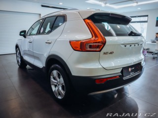 Volvo XC40 T3 FWD Momentum AT 2021