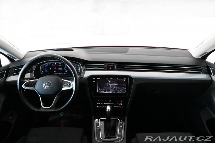 Volkswagen Passat 2,0 TDi 110kW DSG *Busine 2021