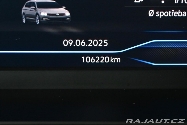 Volkswagen Passat 2,0 TDi 110kW DSG *Busine 2021