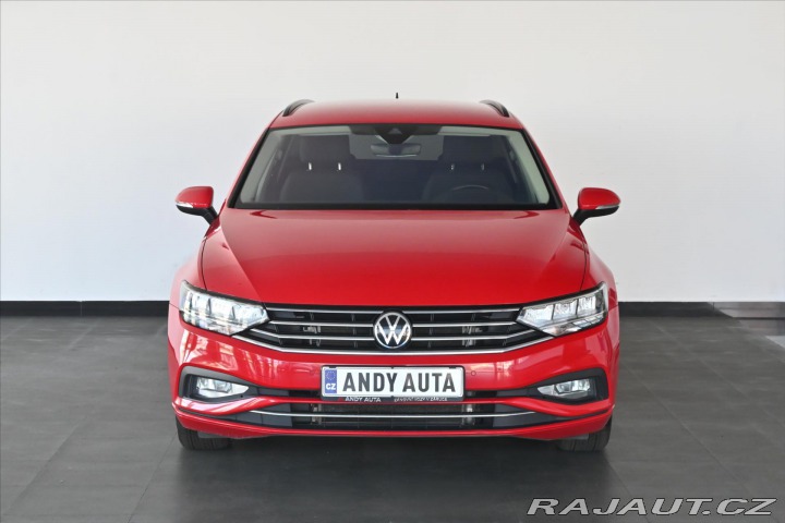 Volkswagen Passat 2,0 TDi 110kW DSG *Busine 2021