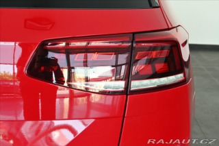 Volkswagen Passat 2,0 TDi 110kW DSG *Busine 2021