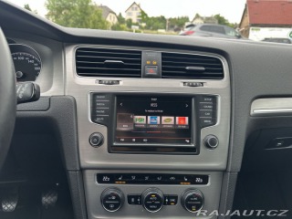 Volkswagen Golf 1,4TSI 92kW LOUNGE TAŽNÉ 2015