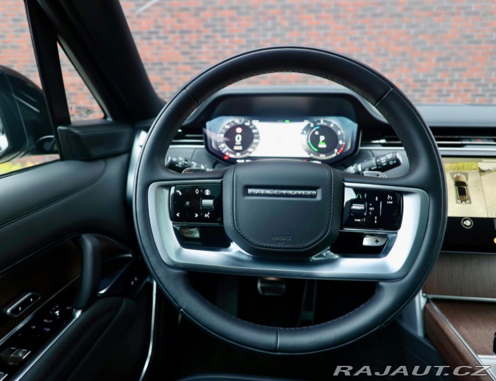 Land Rover Range Rover P460e 3.0 V6 eHybrid HSE 2024