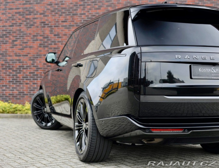Land Rover Range Rover P460e 3.0 V6 eHybrid HSE 2024