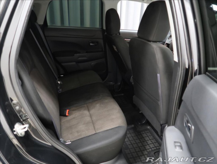 Mitsubishi ASX 1,6 i 86KW ČR 1MAJITEL 2016